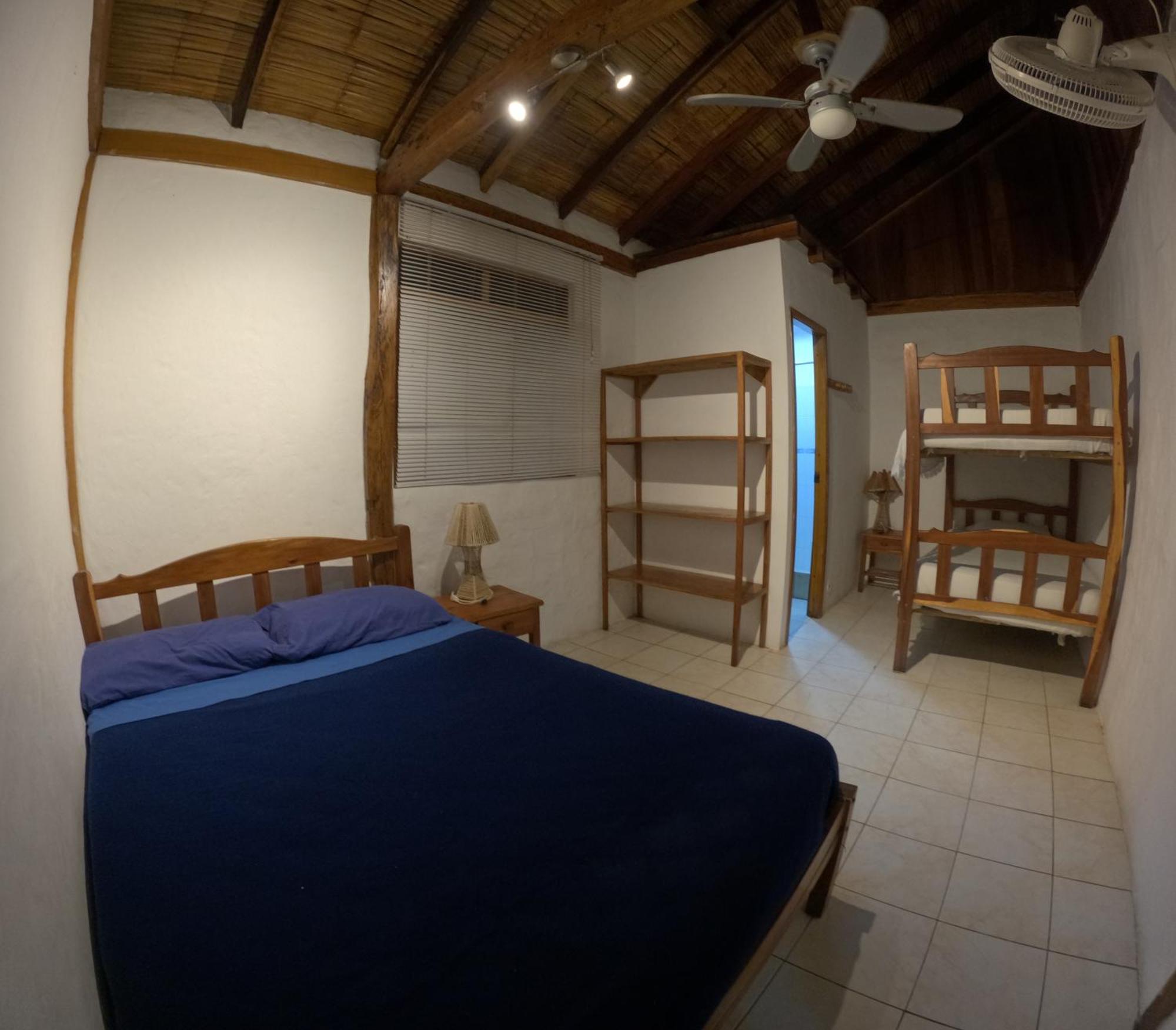 Hostal Solemare Montañita Buitenkant foto