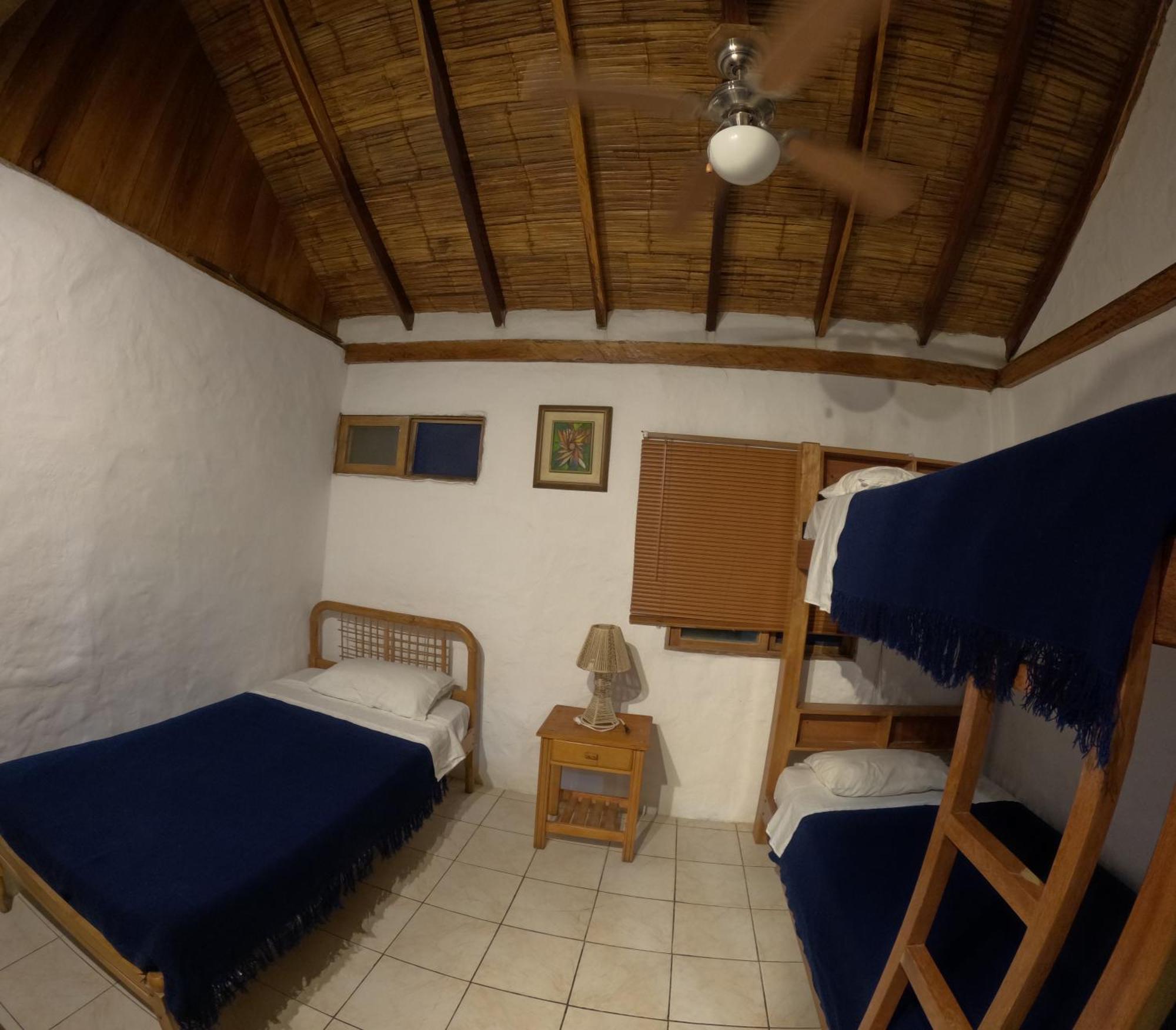 Hostal Solemare Montañita Buitenkant foto