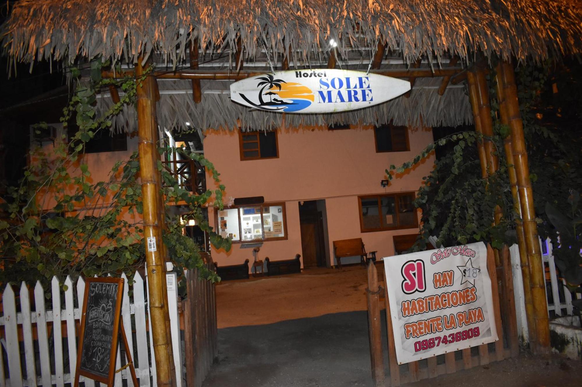 Hostal Solemare Montañita Buitenkant foto